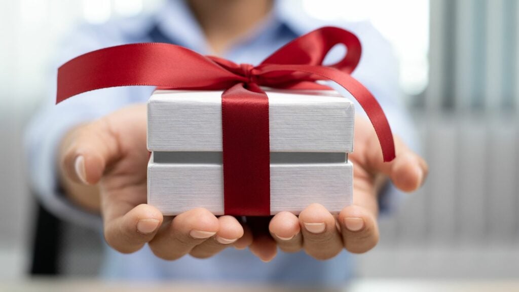 20 client gift ideas they will actually like